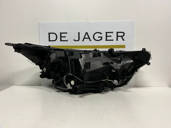 toyota-rav-4-rav4-v-koplamp-links-2018 — foto 6