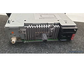 radio-cd-speler-aux-renault-twingo-trafic-ii-2-8200843548-origineel-gebruikt — foto 3