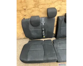 kia-picanto-2-zwart-interieur-3deurs-stoel-achterbank — foto 11