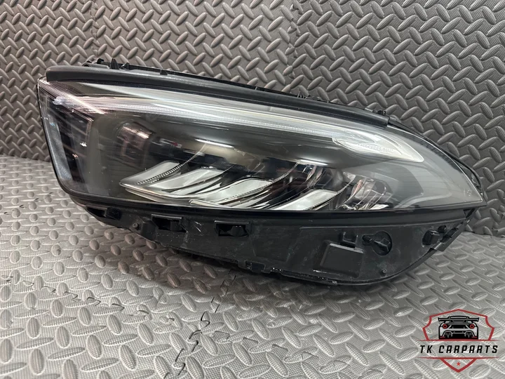 mercedes-aklasse-facelift-w177-koplamp-l-a1779062106 — foto 3
