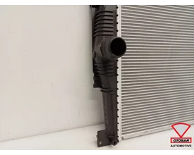 bmw-5-serie-f10-f11-radiator-radiateur-1711-8672-011 — foto 2