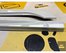 dorpel-vw-golf-8-viii-r-r20-sideskirts-5h0853860b59b-linksrechts-set — foto 2
