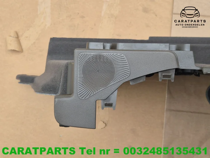 8t8863879p-audi-a5-bagageruimtebekleding-a5-koffer-bekleding — foto 4