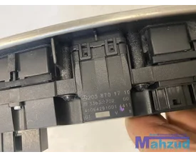 mercedes-c-klasse-w203-middenconsole-alarmlicht-schakelaar-2038701710 — foto 3