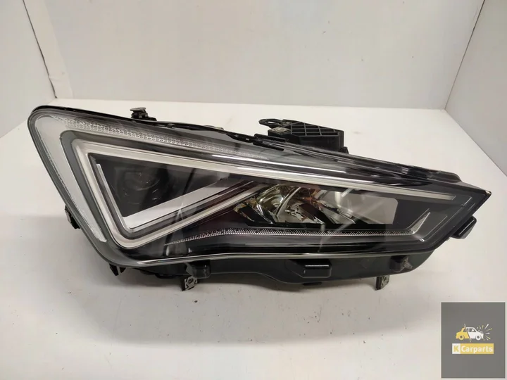 5fb941008f-seat-leon-iv-volledig-ledlamp-rechts-zit