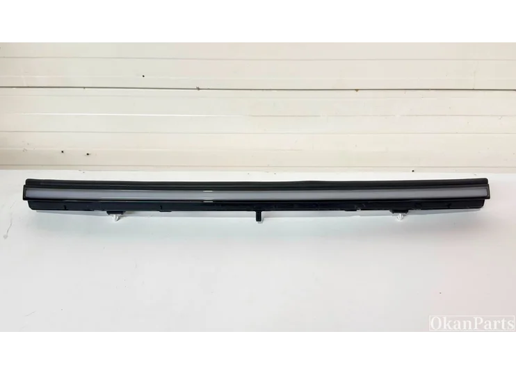 Tesla Model Y Juniper LED-Kühlergrillbeleuchtung 2038294-96-C