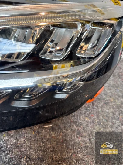 koplamp-mercedes-w205-facelift-voll-led-links-a2059062106kz — foto 3