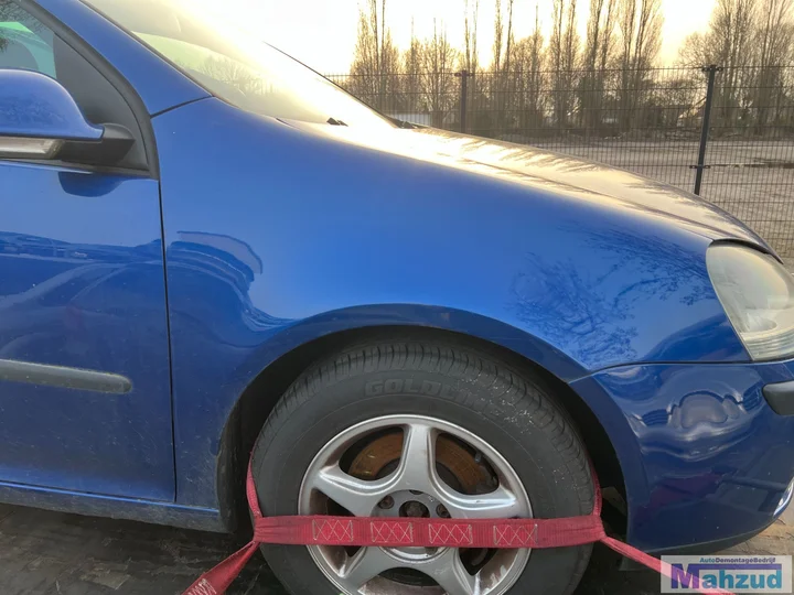 vw-golf-5-blauw-lc5j-rechts-voorscherm-zijscherm-20042009