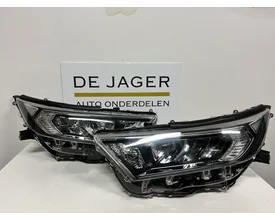 toyota-rav-4-rav4-rav4-koplampen-links-en-rechts-2018