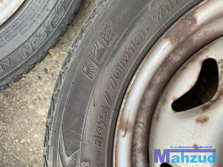 suzuki-alto-banden-velgen-set-13-inch-4x1143 — foto 6