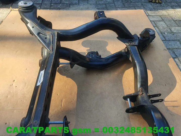 7p0500041-q7-achteras-touareg-subframe-cayenne-92a — foto 9