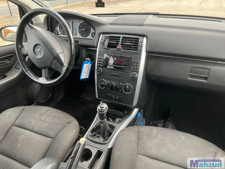 2006-mercedes-b-klasse-w245-20-grijs-748-266960-demontage — foto 14