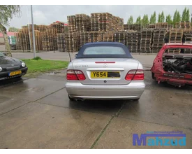 2001-mercedes-a208-clk-320-32-demontage-sloop-33 — foto 5