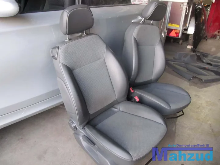 opel-corsa-d-compleet-interieur-zwart-leer-3-deur — foto 2