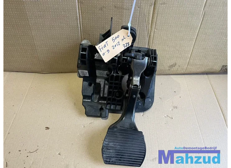 FIAT 500 Automaat rempedaal 2007+