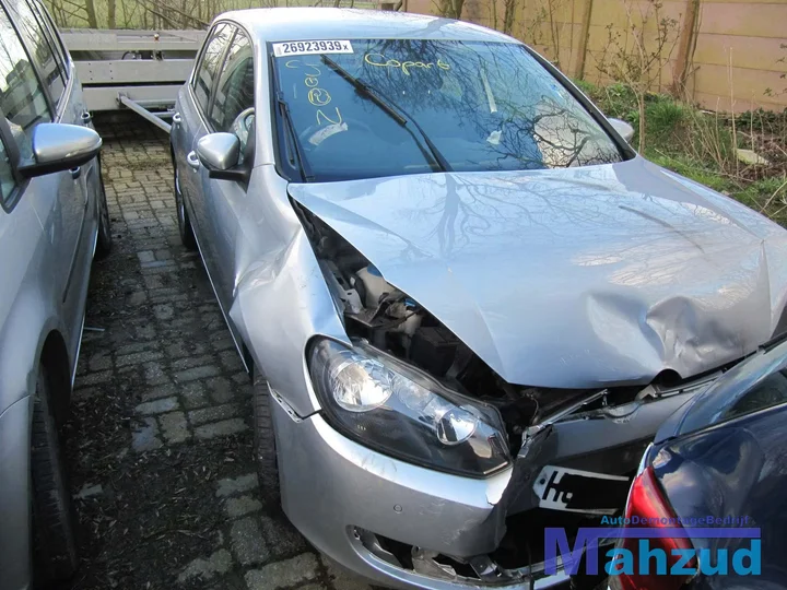 2010-volkswagen-golf-6-14-tsi-demontage-sloop-175 — foto 9