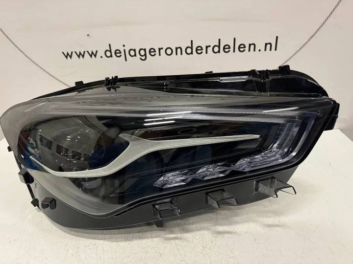 cla-w118-facelift-high-perf-koplamp-rechts-a1189060801 — foto 2