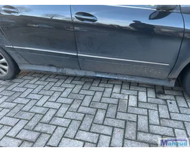 mercedes-b-klasse-w245-zwart-191-rechts-zijskirt-2005-2011