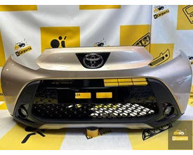 toyota-aygo-x-voorbumper-origineel-compleet-nieuw-pdc