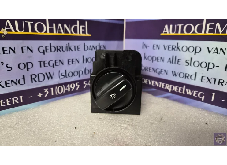 Mercedes-Benz A (W169) Lichtschalter 1695452204