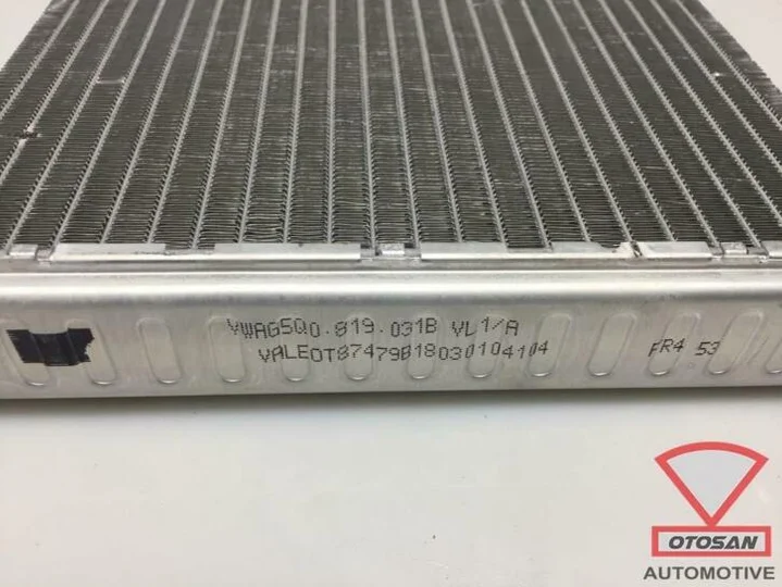 audi-q2-2018-s-line-kachelradiateur-5q0819031b — foto 2