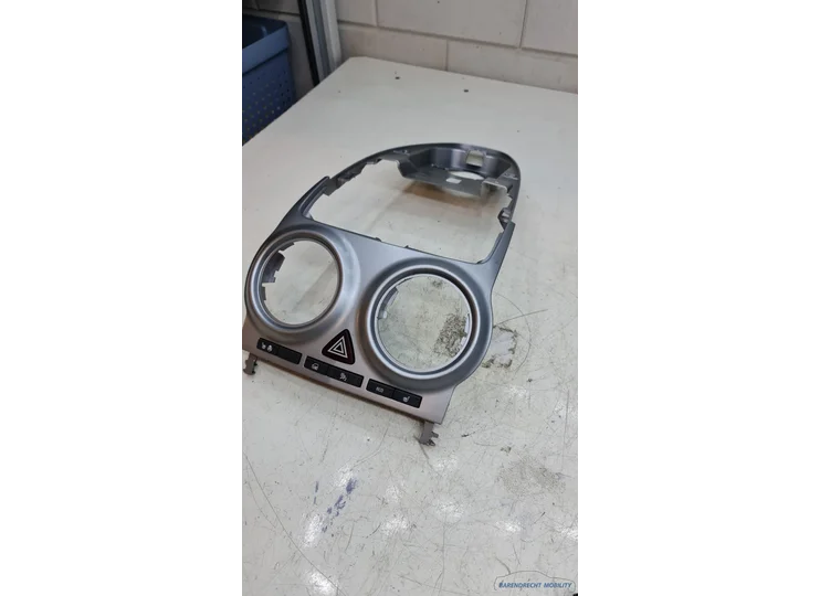 opel-corsa-d-facelift-bedieningspaneel-behuizing-kap-stoel-stuur-verwarming-centrale-deurvergrendeling-gevarenlicht-kachelpaneel-bediening-paneel-airco-knop-airbag-eco-origineel-nette-staat-gebruikt-2011-2012-2013-2014-barendrecht-mobility-service