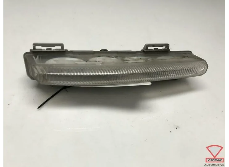 mercedes c w204 tagfahrlicht led rechts a2049069000
