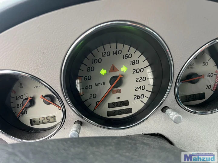 slk-r170-dashboard-delen-beige-kap-afdekkap-handschoenenkast — foto 13
