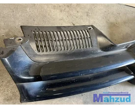 vw-golf-5-grille-logo-20032009 — foto 2