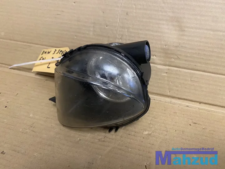 bmw-3-serie-e90-mistlamp-links-20042011 — foto 3
