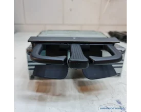 vw-golf-iv-bora-bekerhouder-1j0858601d-nieuw-model-cupholder-grijs-zilver-aluminium-1998-1999-2000-2001-2002-2003-2004-gebruikt-barendrecht-mobility-service — foto 5