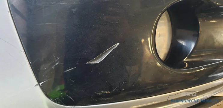 voorbumper-met-grille-citroen-c3-picasso-zilver-origineel-gebruikt-mistlampen — foto 24