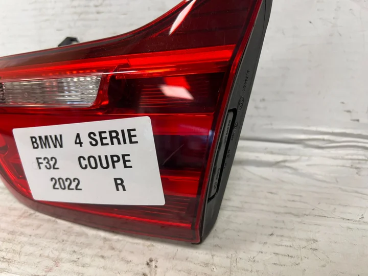 bmw-4-serie-f32-rechts-binnen-achterlicht-63217296102 — foto 2