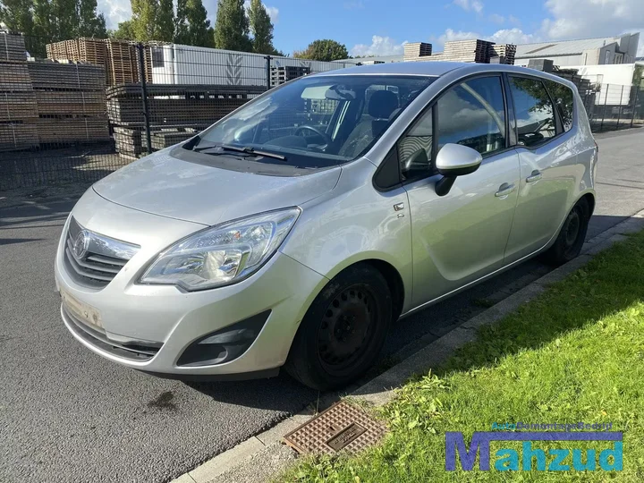 opel-meriva-b-zilver-z157-voorkop-front-bumper-20102017 — foto 2