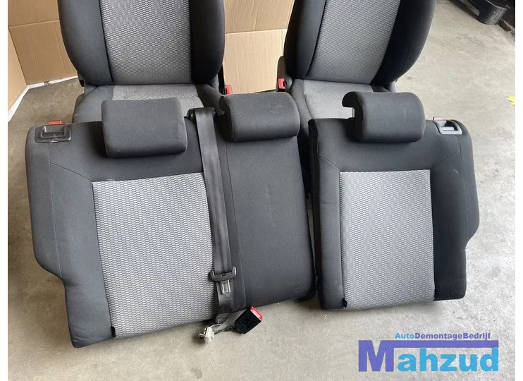 vw-polo-6r-5-deur-interieur-compleet-deurpanelen-stoel-bank