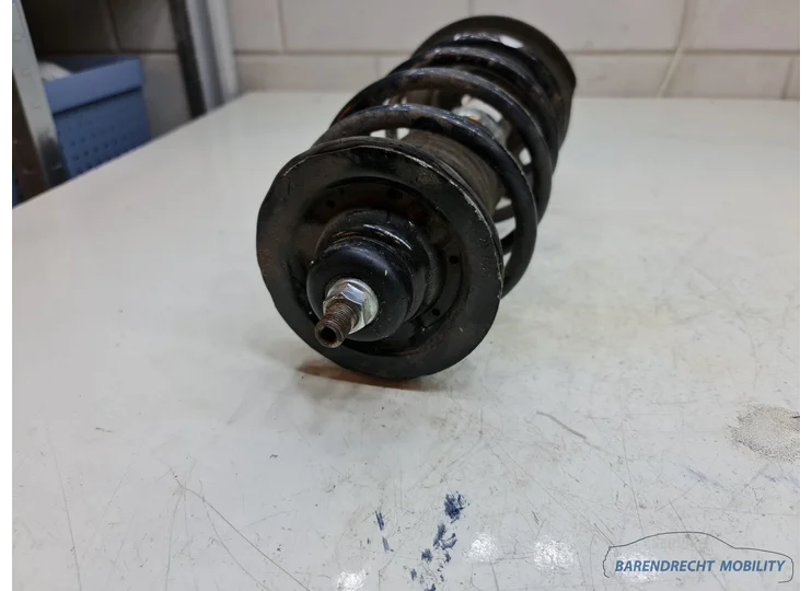toyota-aygo-citroen-c1-peugeot-107-schokdemper-schok-demper-schokbreker-schok-breker-vering-485100h010-nette-staat-gebruikt-origineel-2005-2006-2007-2008-2009-2010-2011-2012-2013-2014-barendrecht-mobility-service