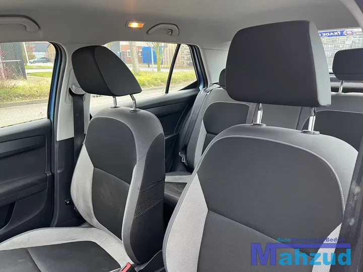 skoda-fabia-3-12-tsi-blauw-lq5x-cjzc-ped-onderdelen-sloop — foto 8