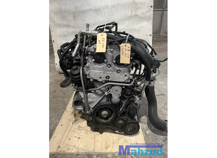 MERCEDES A B GLA CLA 1.6 16V Motorblok motor 270910