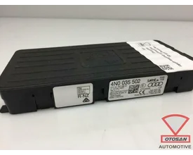 vw-touareg-iii-2018-koppelantenne-draadloze-oplader-4n003550 — foto 4