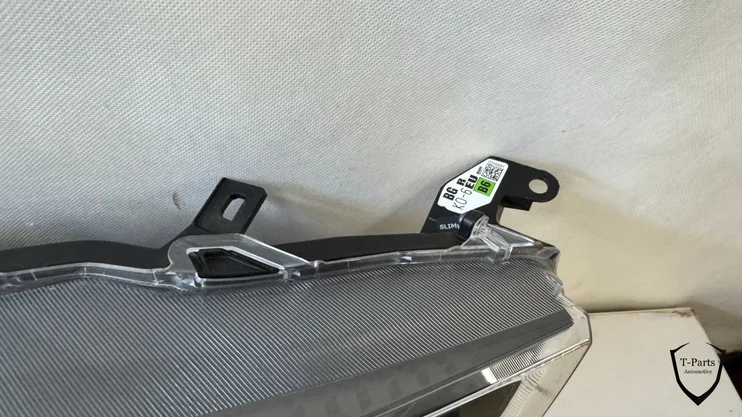 toyota-yaris-koplamp-rechts-81130k0060-nieuw-lamp — foto 6