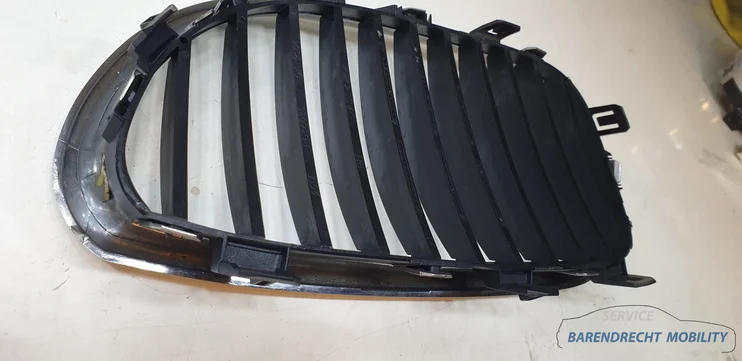 grille-bmw-e90-3-serie-grill-zwart-chrome-origineel-gebruikt-2005-2008 — foto 15