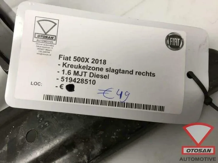 fiat-500x-2018-kreukelzone-slagtand-rechts-519428510 — foto 3