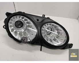 vpdvnx13005ad-bentley-flying-spur-lift-xenonlamp-rechts — foto 6