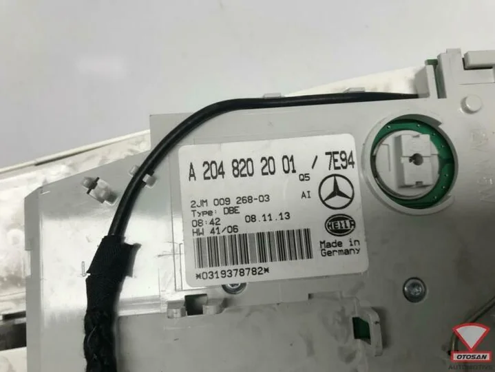 mercedes-c-klasse-w204-binnenverlichting-hemel-a2048202001 — foto 3