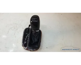 pookknop-pookhoes-w203-cklasse-mercedes-leder-a2032675910-automaat-origineel-gebruikt — foto 2