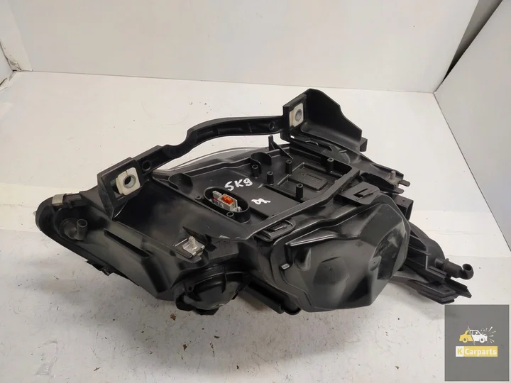 7177739-bmw-e60-lift-xenon-geen-torsie-linker-lamp — foto 4