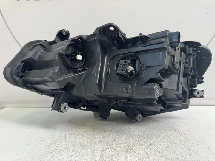 bmw-2-serie-tourer-f45-f46-adaptive-led-koplamp-r-8738642 — foto 13