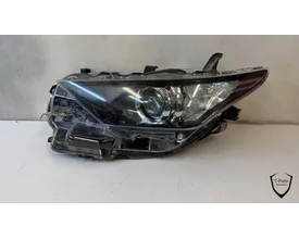 toyota-auris-e180-koplamp-links-8115002k30-90070908