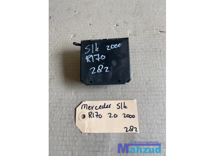 MERCEDES SLK R170 Zekeringkast A1705450301