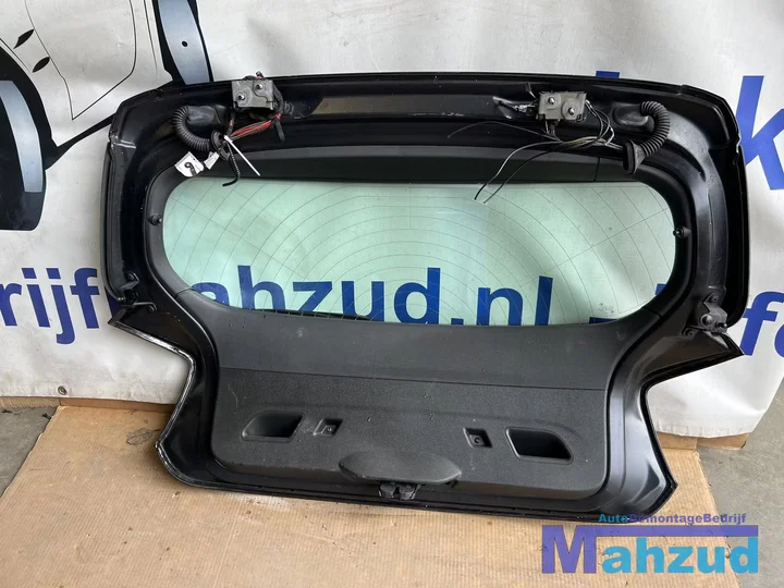 bmw-1-serie-f20-zwart-achterklep-compleet — foto 5